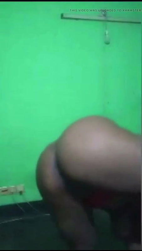 Horny Bangladeshi Housewife Gets Hard Fingering Enjoyment( Clear Bangla Audio voice ) By her Local Lover