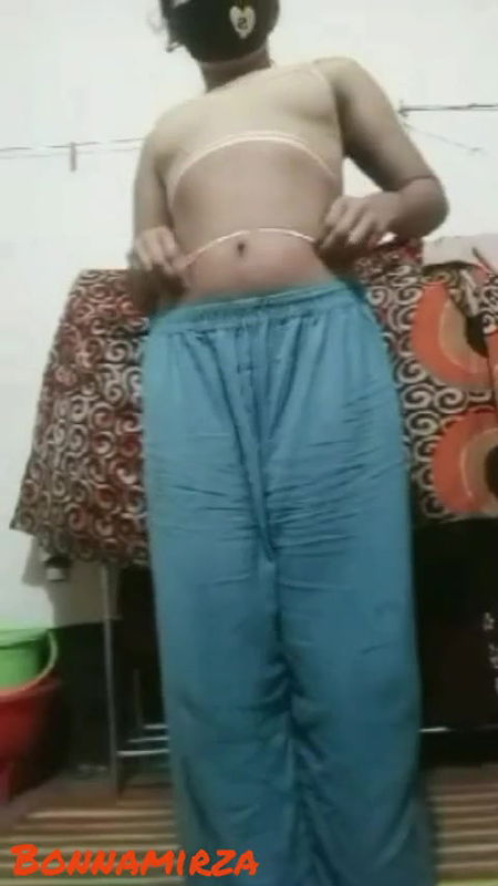 Desi hot bangali girl Suborna imo sex video 02
