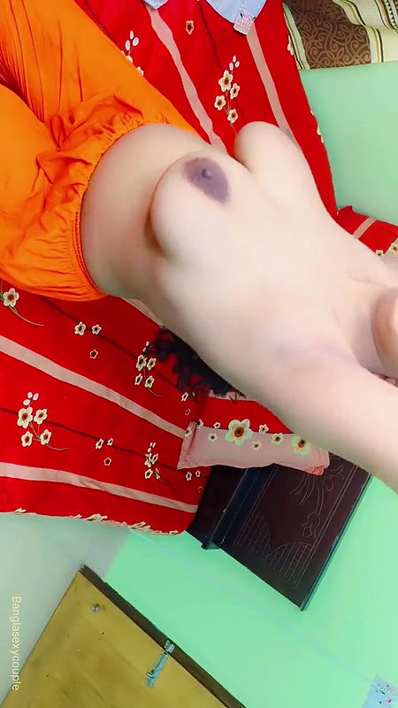 Kolkata college girl fingering medium size pussy