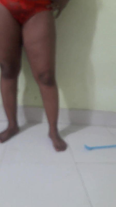 girl friend open her everything