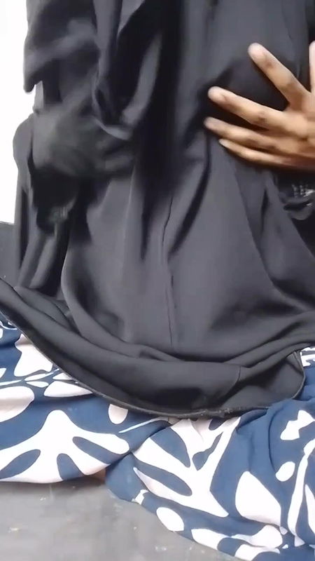 My Arabian step Sister Masturbate