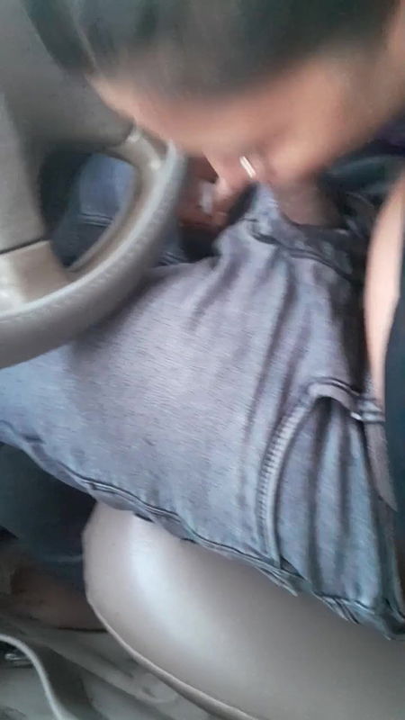 Indian sexy girl fucking with texi driver. outdoor fuck desi indian passenger super blowjob taxi driver on car. Roshni-Atif