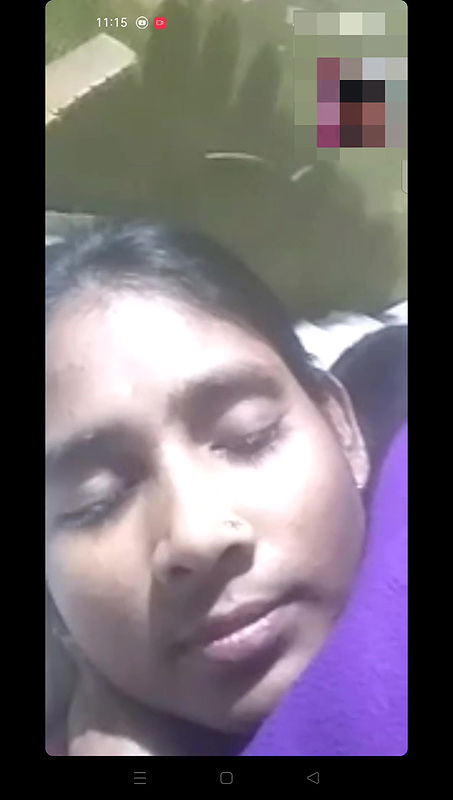 Husband and wife hot sex video Bangladeshi very beautiful material