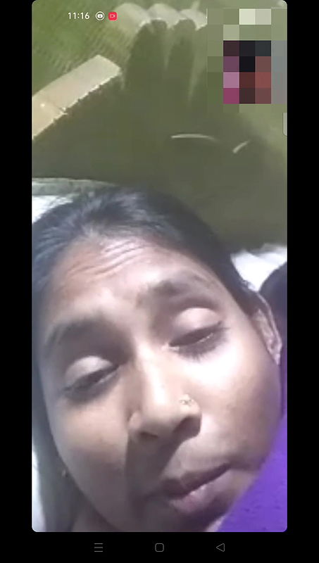 Husband and wife hot sex video Bangladeshi very beautiful material