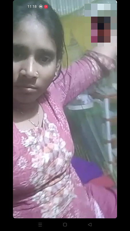 Husband and wife hot sex video Bangladeshi very beautiful material