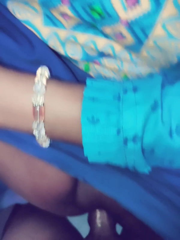 Desi randi fucking hard secretly