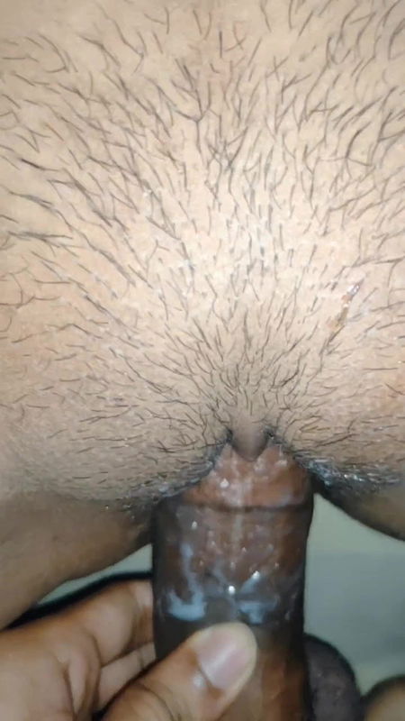 Desi Bhabi fucking and creampie her pussy In Hotel Room