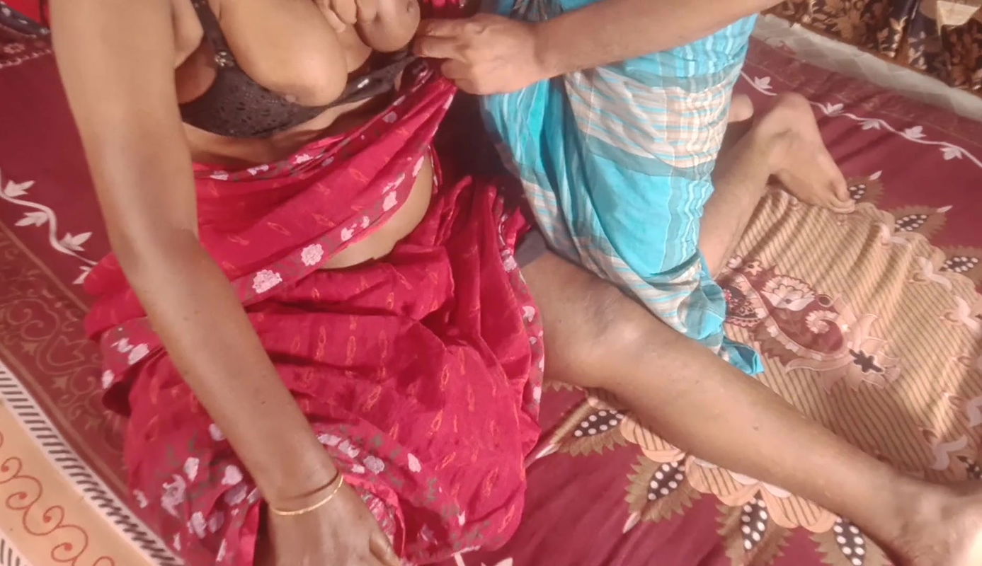 Desi antuy new hard fucking My old is Gold anuty hardcore fucking my room