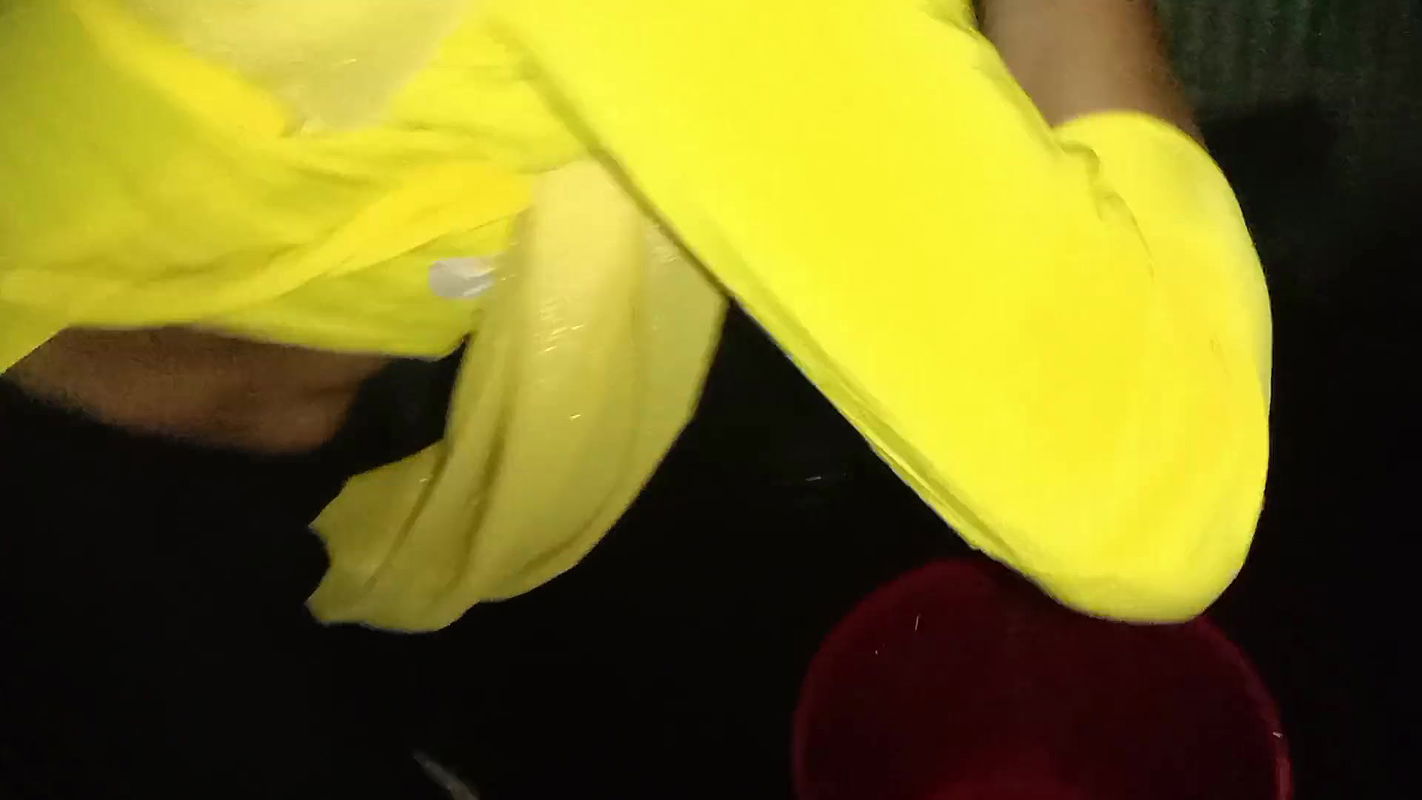 Young Girlfriend Secretly Fucking with Cute Boyfriend