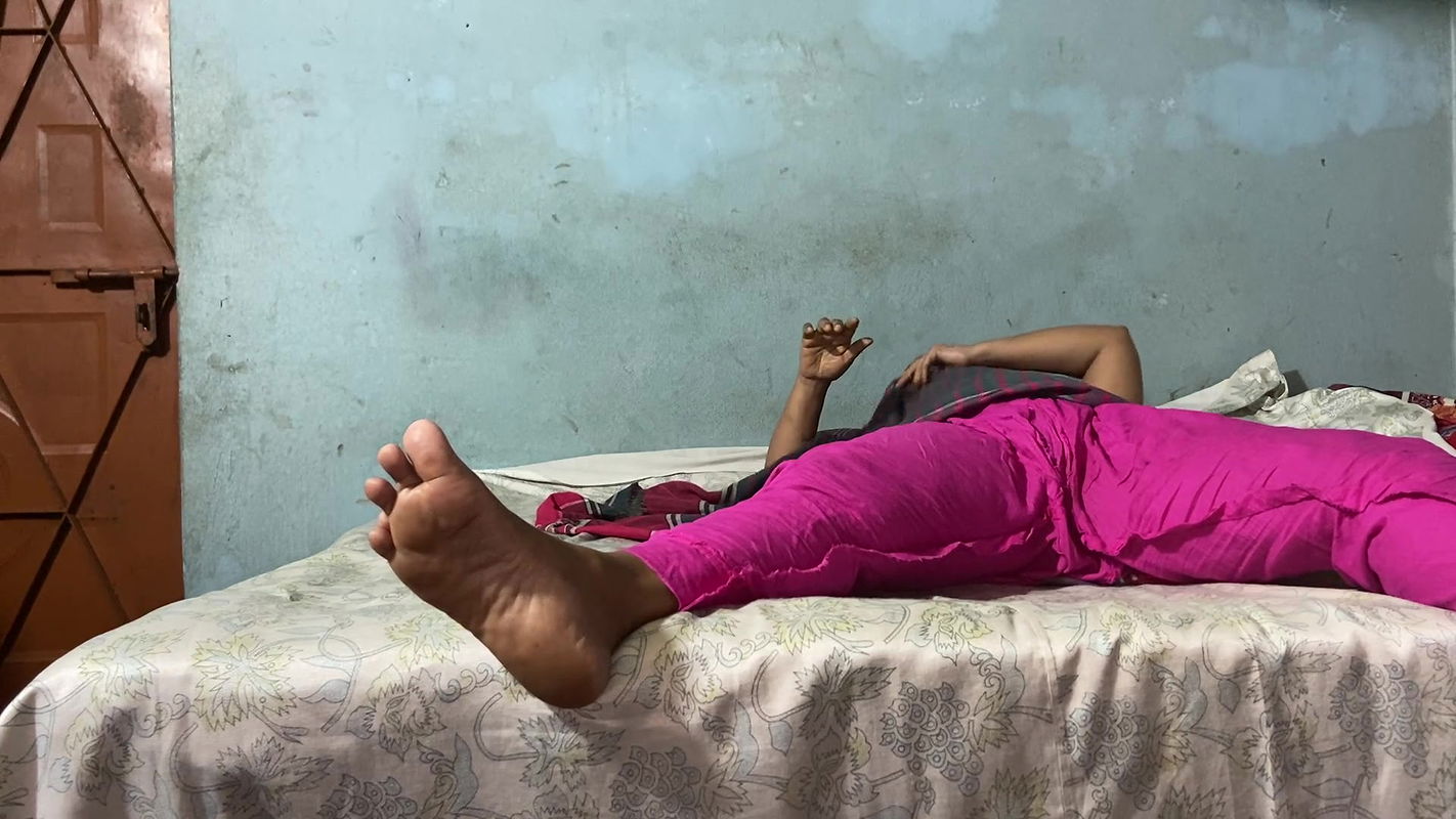 Young desi couple from local village fucking at home