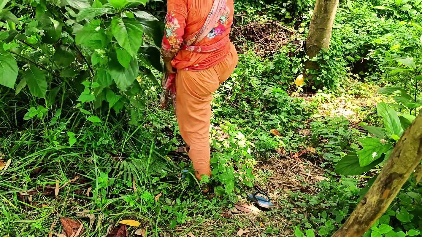 The Young Boy Had Sex with the Neighbor