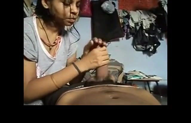 desi bhabhi giving blowjob