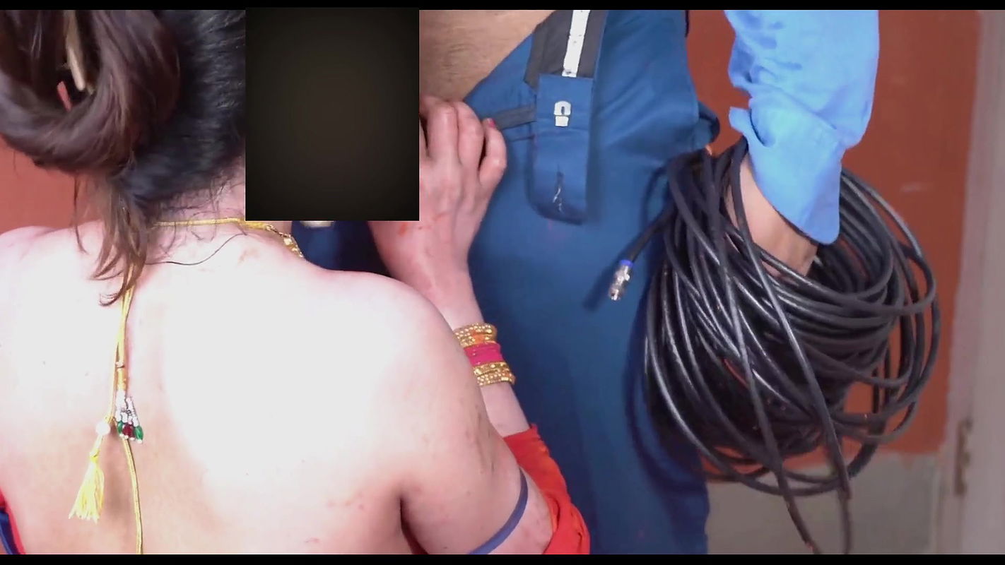 Sexy desi Rinky Bhabhi and local area boy fucking hard in room. Fucked and enjoy fully hindi audio