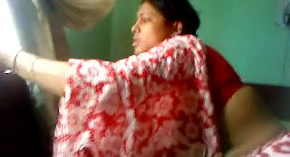 desi couple fucking in bedroom