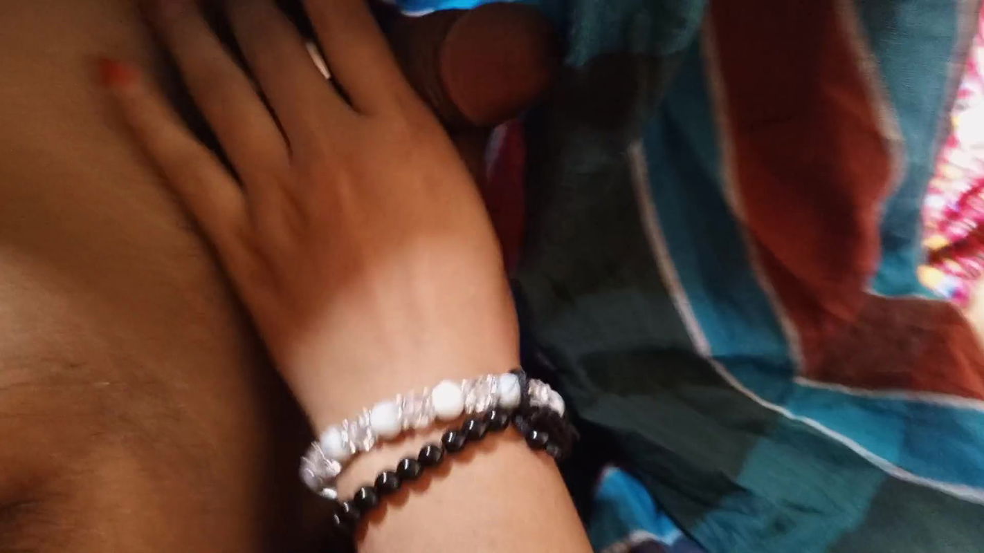 Muslim wife willingly allows her husband to indulge in hard fuck and anal sex