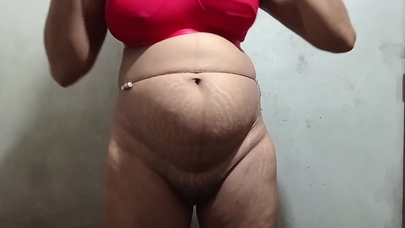 Indian sexy bhabhi takes a bath completely naked and it’s very fun