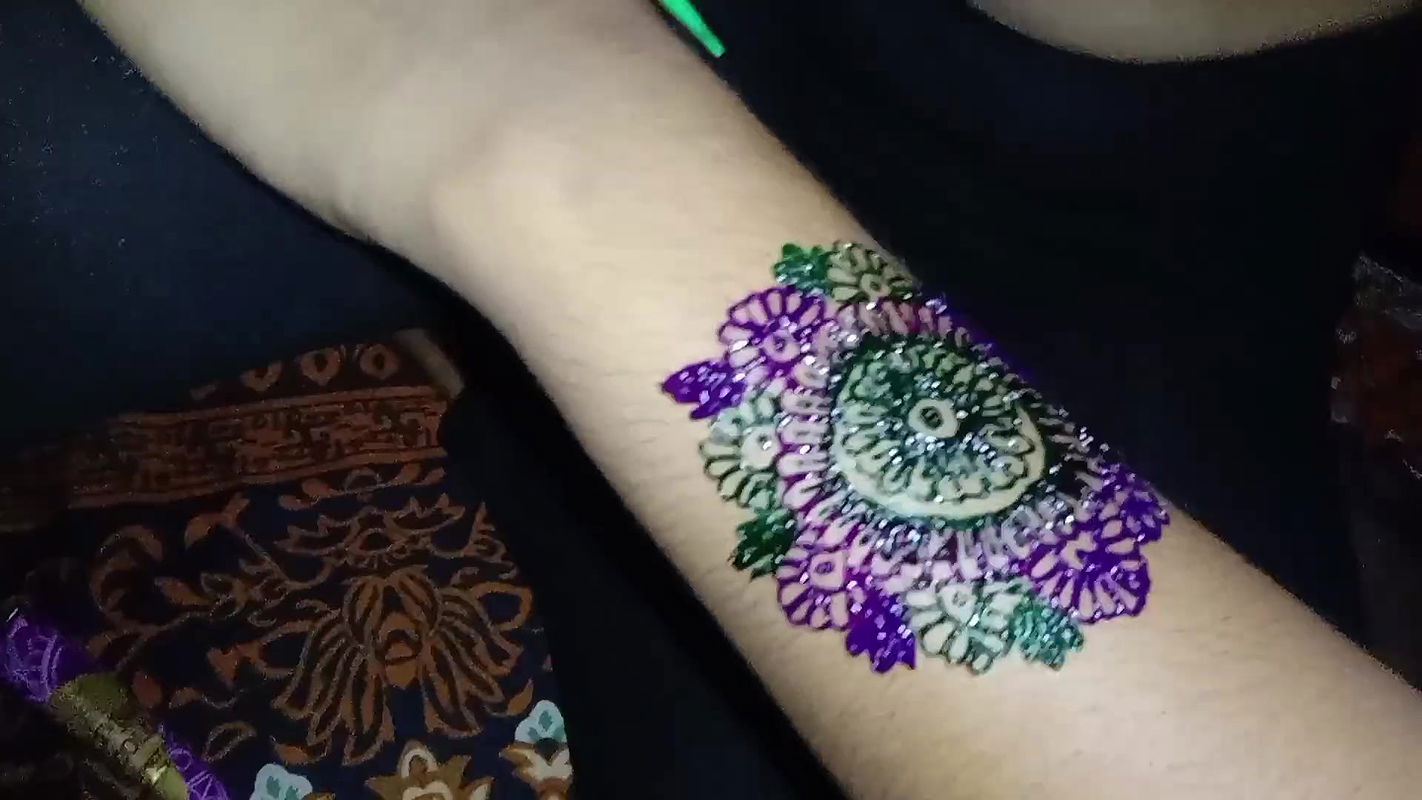 Indian Girl Enjoyed Inserting Her Younger Step Brother’s Penis Into Her Pussy