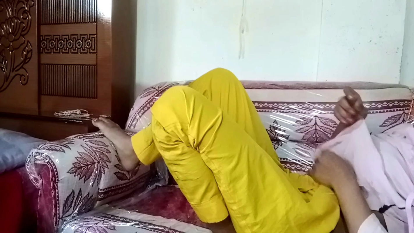 Indian college girl sex with techer in class room full hindi story sex