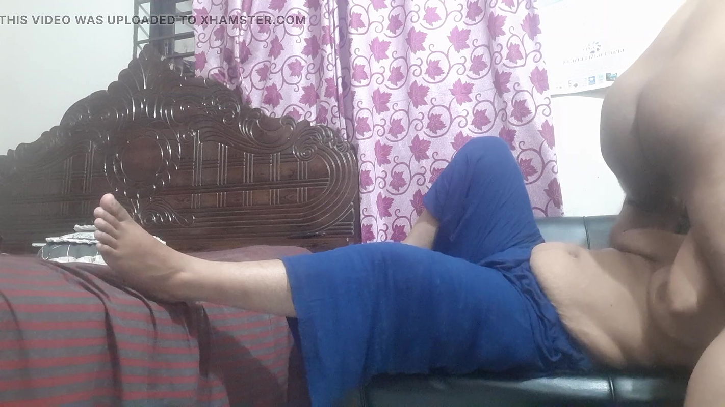 indan newly married couple enjoy