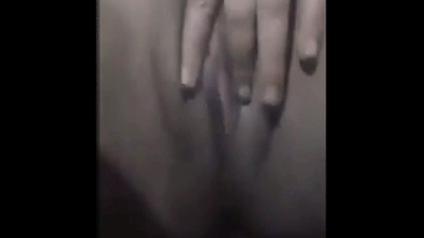 In the morning I cut my hairy pussy and pussy fingering