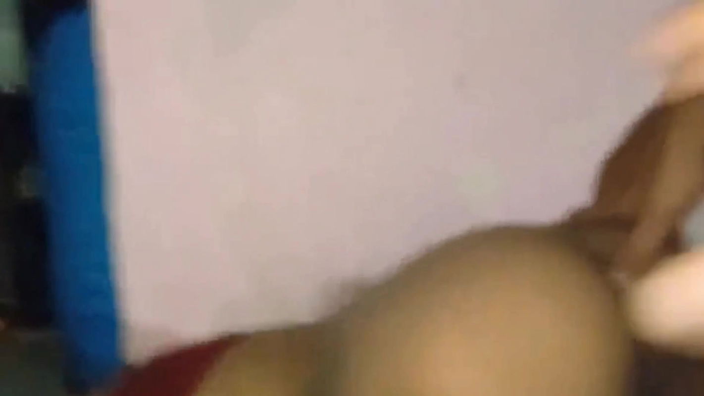 I lying down on the bed her whole fucking cock inside my wet pussy