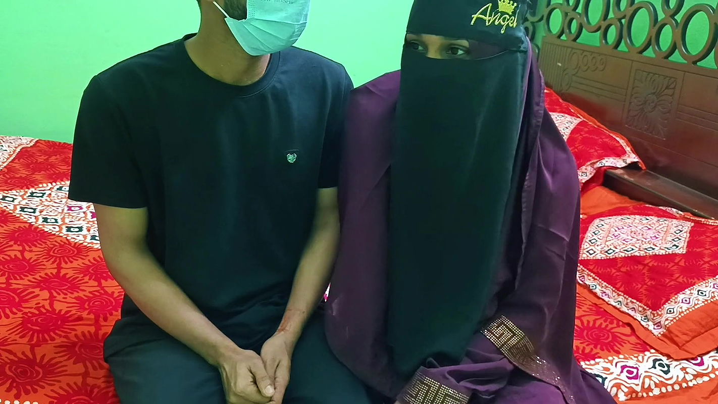 Fucking my hot and sexy girlfriend in my empty house