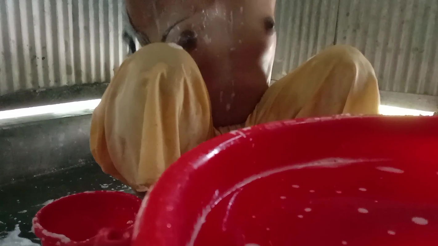 First Time Close-up Bathroom Shower College Girlfriend