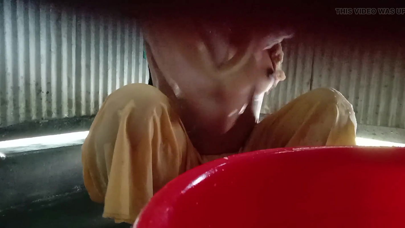 First Time Close-up Bathroom Shower College Girlfriend