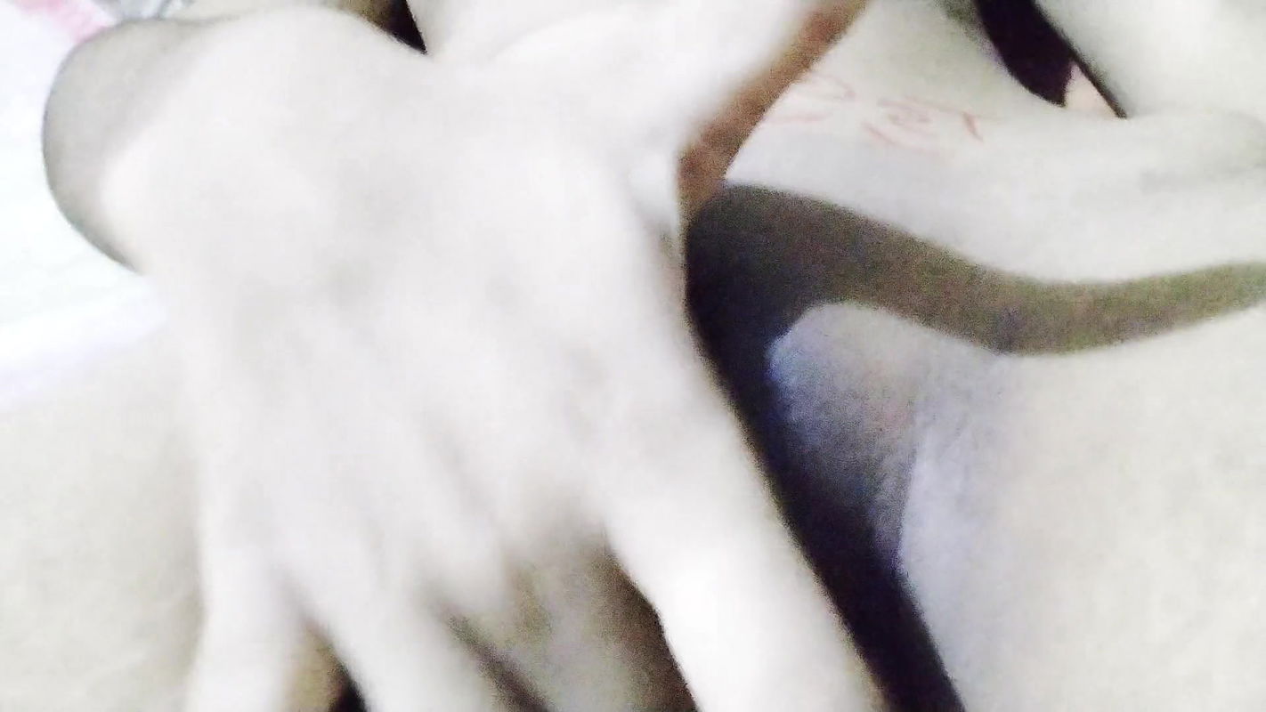 Desi village girl enjoing supper fast and deep masturbation