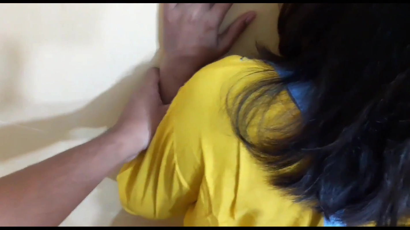 desi School girl viral videos with clear Hindi audio