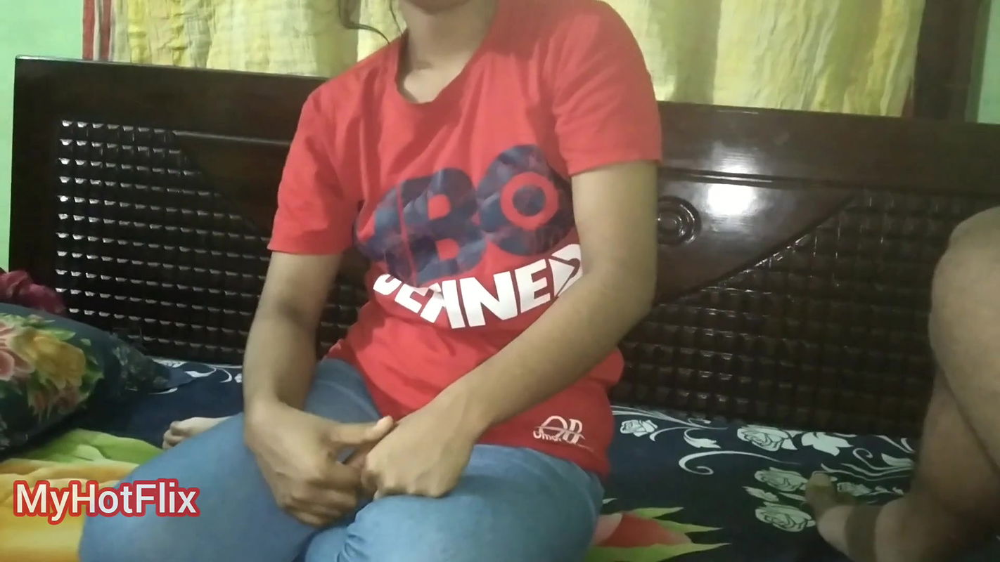 Desi Hot Girlfriend Gives Handjob To My Big Cock