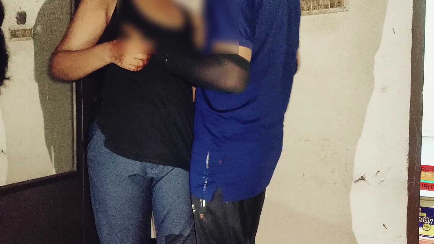 Desi aunty stepson and stepmom Indian aunty