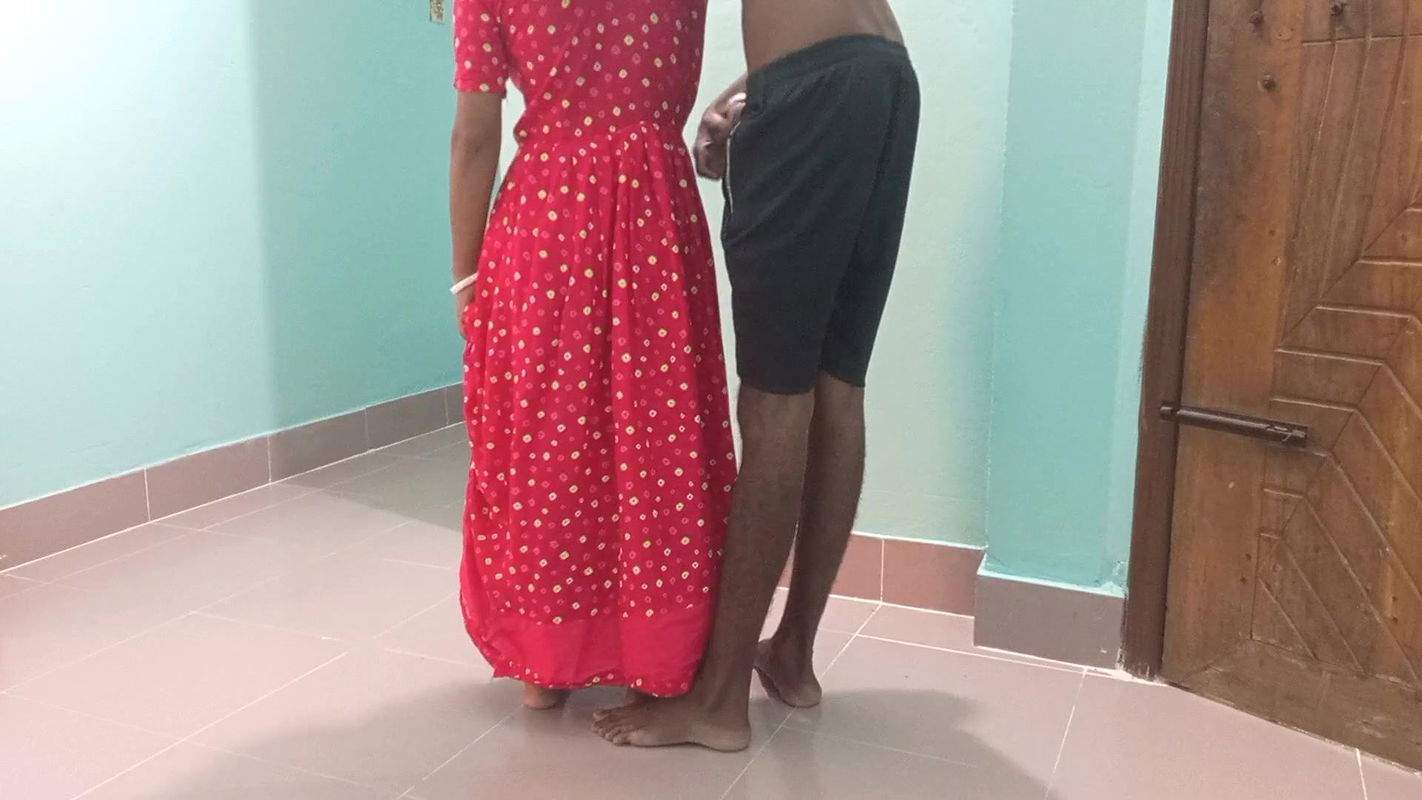 Deshi teen bhabi ko tang utake chuda