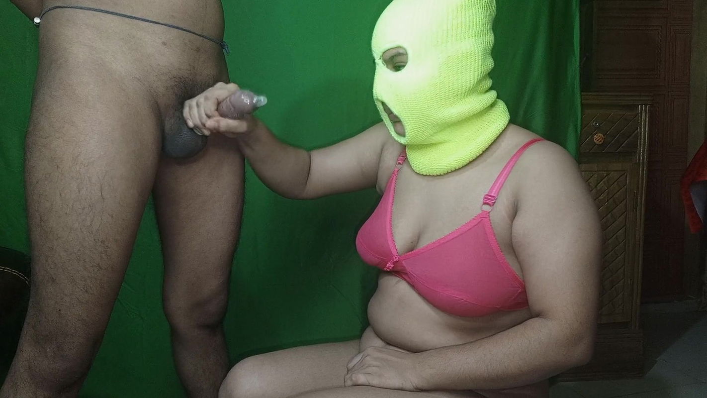 Bengali stepmom gives her stepson the best blowjobs in the world