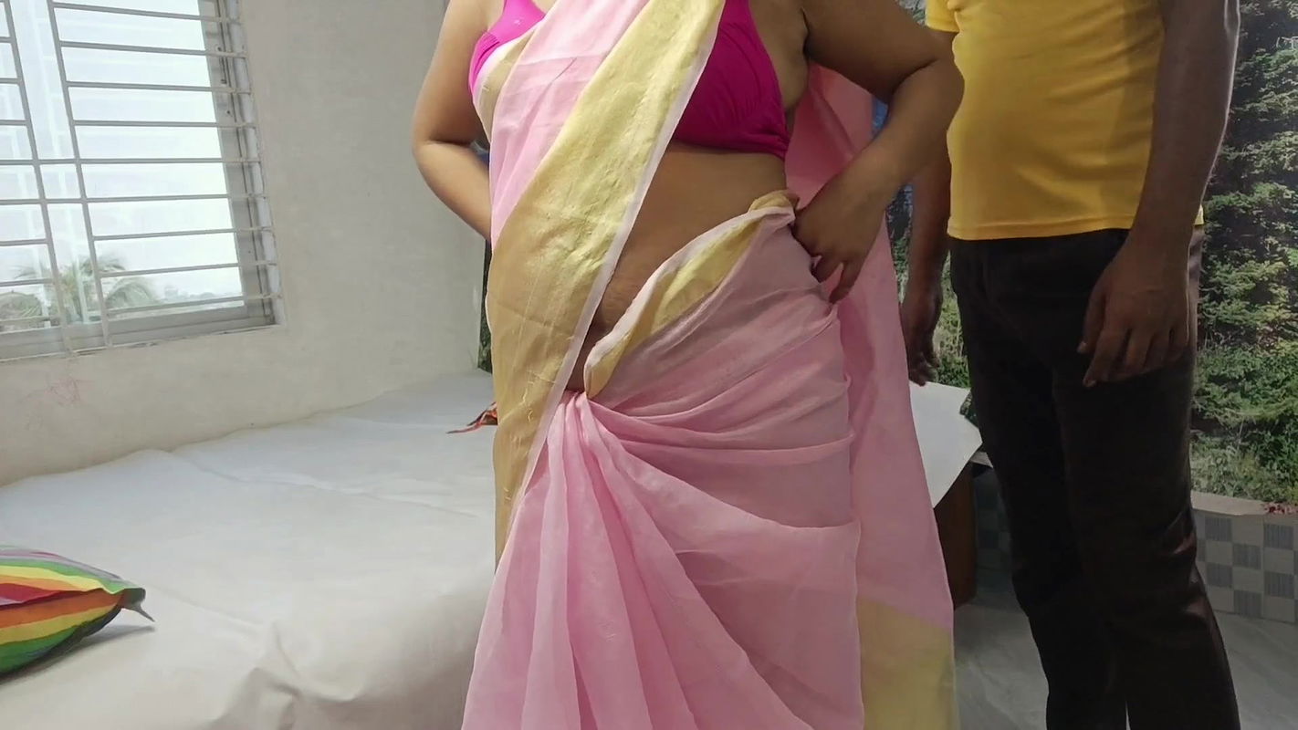 Beautiful Housewife Romantic Fucked With Servant