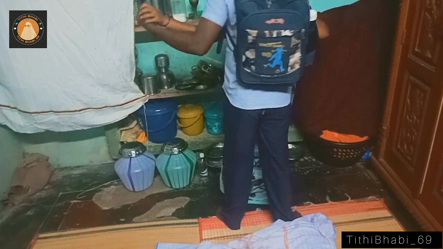 Bangladeshi Student Fuck With His Madam At Her Home