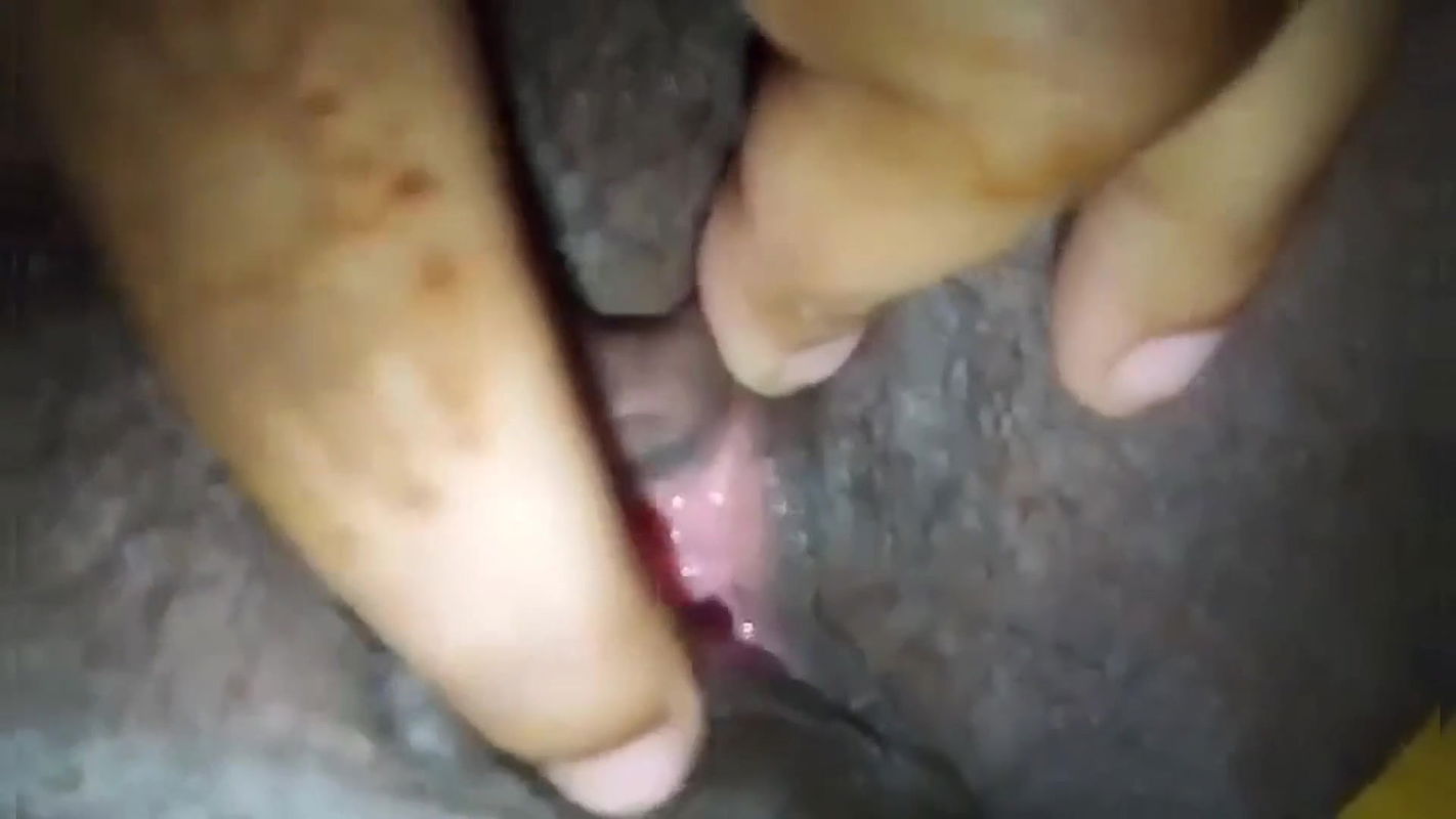 Bangladeshi girl masturbation