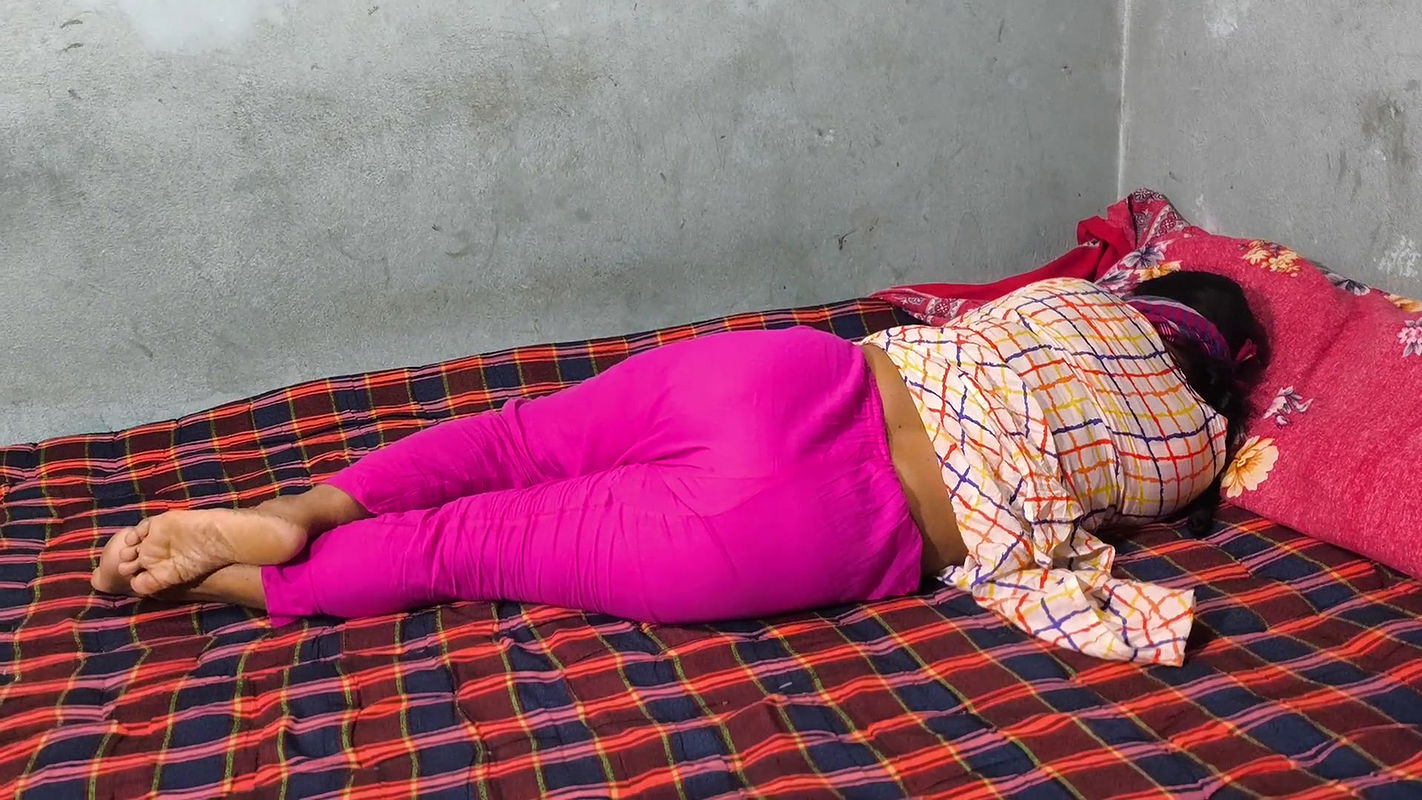 ass made me penis erect so I hugged her and started fucking her ass