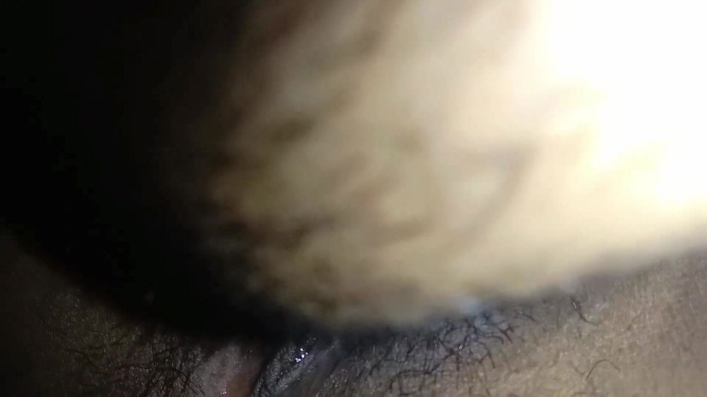 18-year-old girlfriend Tasneem licking pussy goes viral