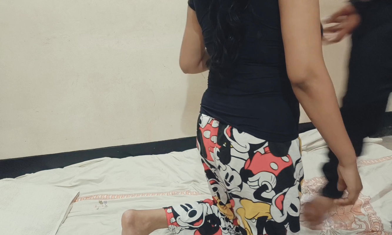 step sister sex Zara or sohan Indian Sex Video episode 3