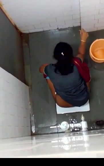 hidden camera in ladies toilet 3