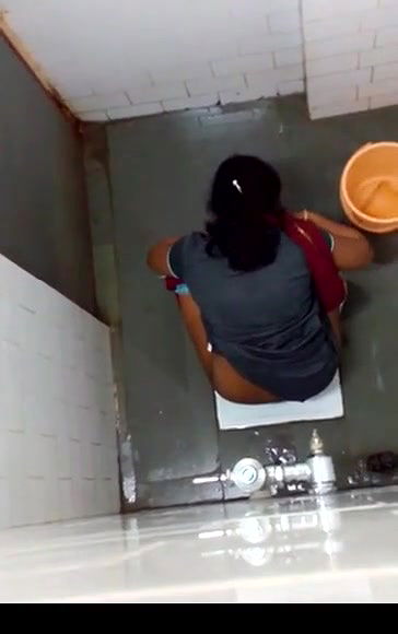 hidden camera in ladies toilet 3