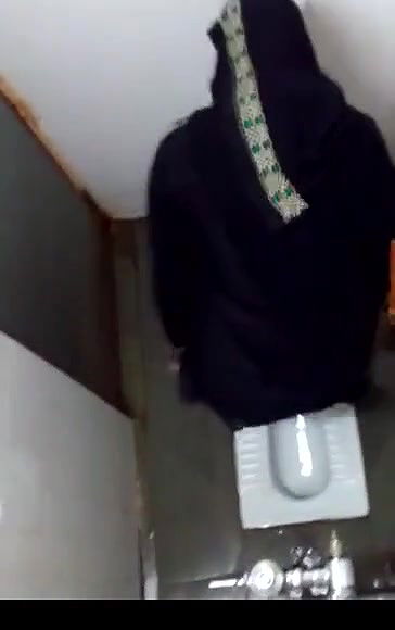 hidden camera in ladies toilet 4