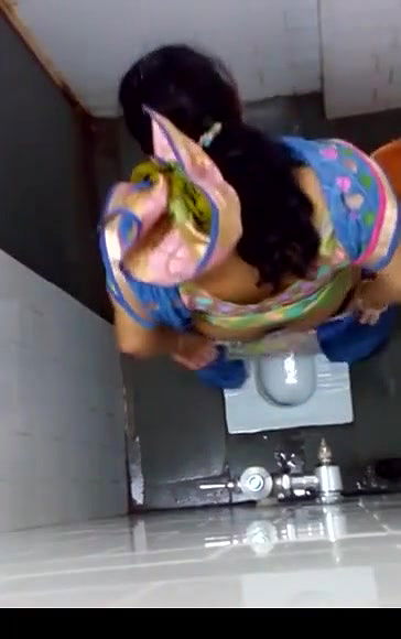 hidden camera in ladies toilet 5