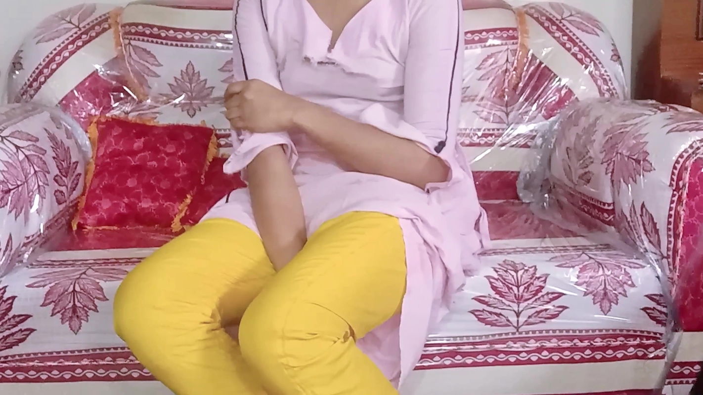 New sex video with attractive beautiful Indian girl