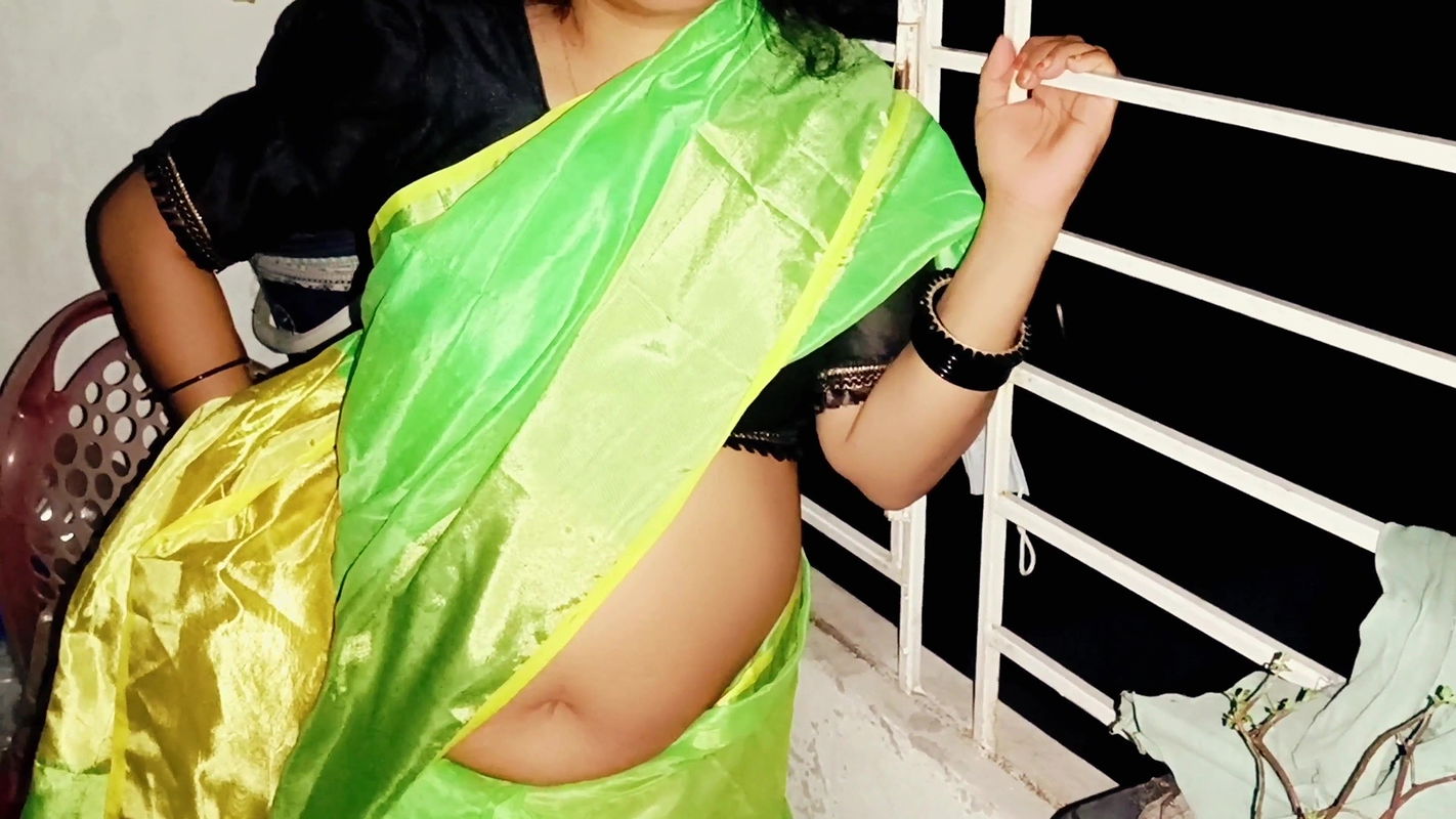 Neighbor Bhabhi Fucked in Her Bedroom