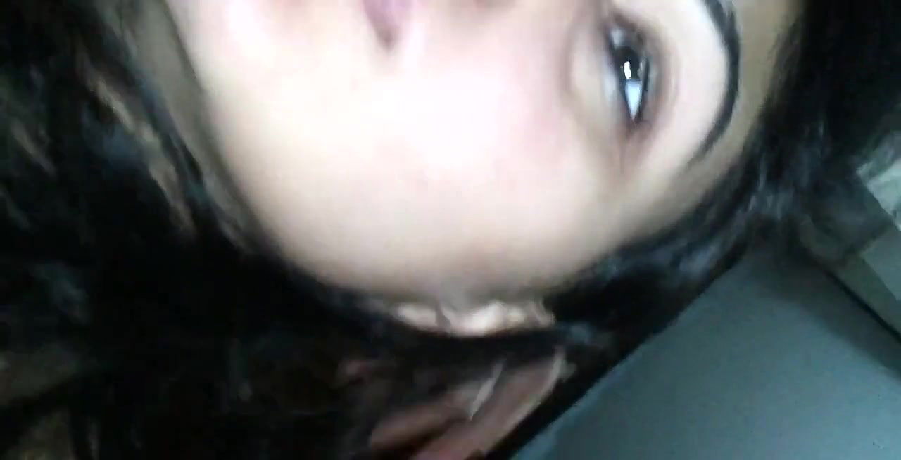 horny wife karo na please