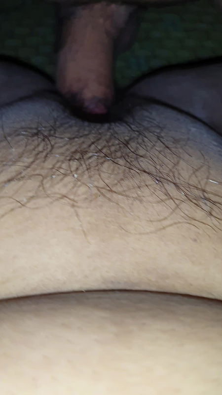 Homemade sex video Bhabhi ke chut ko kai patak ke choda haii aise ki chut se paaani nikal diya