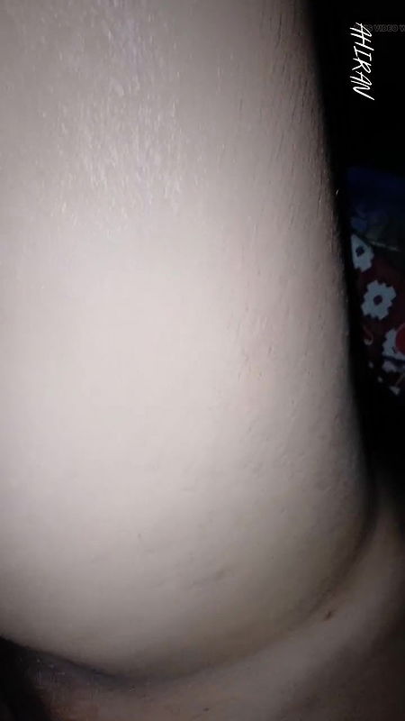 INDIANS BABES ! INDIAN BABE VAGINA REVIEW & FUCKING ON THE BED