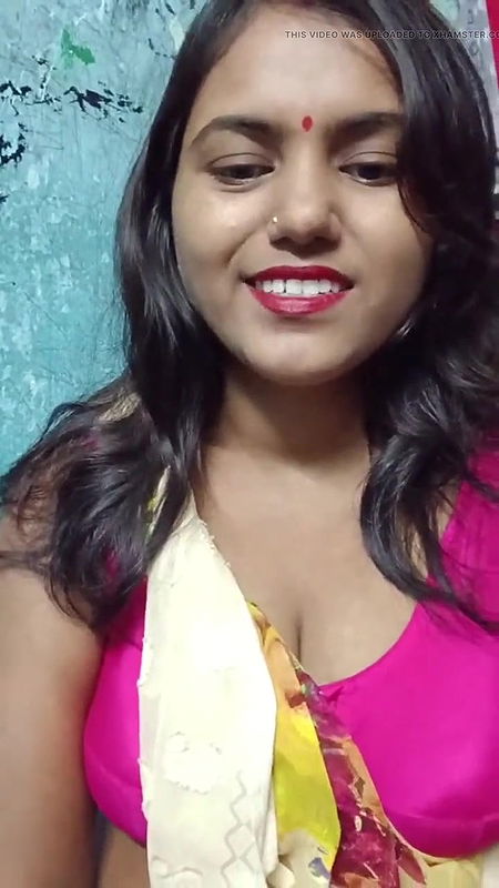 Indian Beautiful Lady with Two Guys in Bathroom Bathroom Car College Maid Mature School Uniform Taxi Teacher Uniform Indian